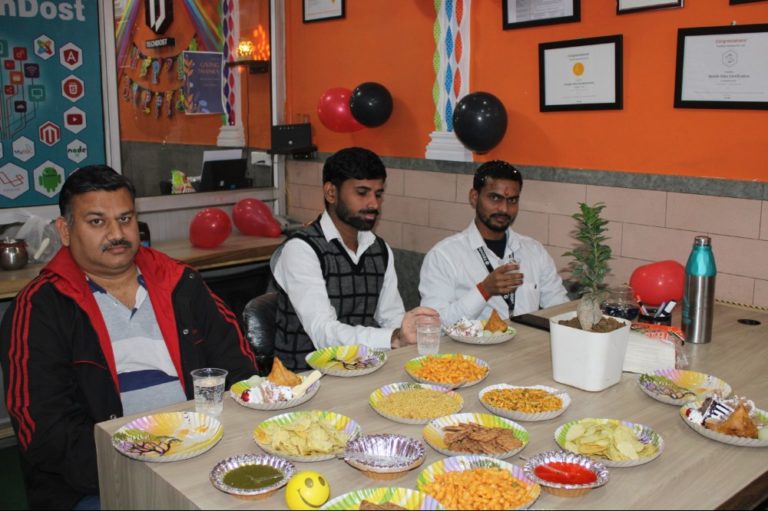 techdost-birthday-guest-company-office-celebration-meerut-delhi-ncr (3)
